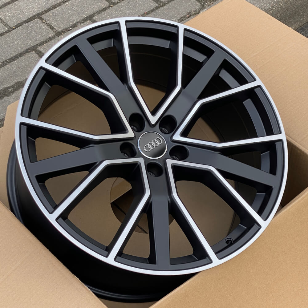 audi-rsq7-rsq8-matt-black-and-polish-2