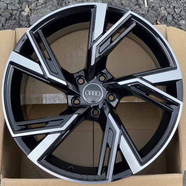 <b>Audi RS6 Avant 2020</b></br>R19 | 5-112 | 8.5j | ET30 — изображение 3