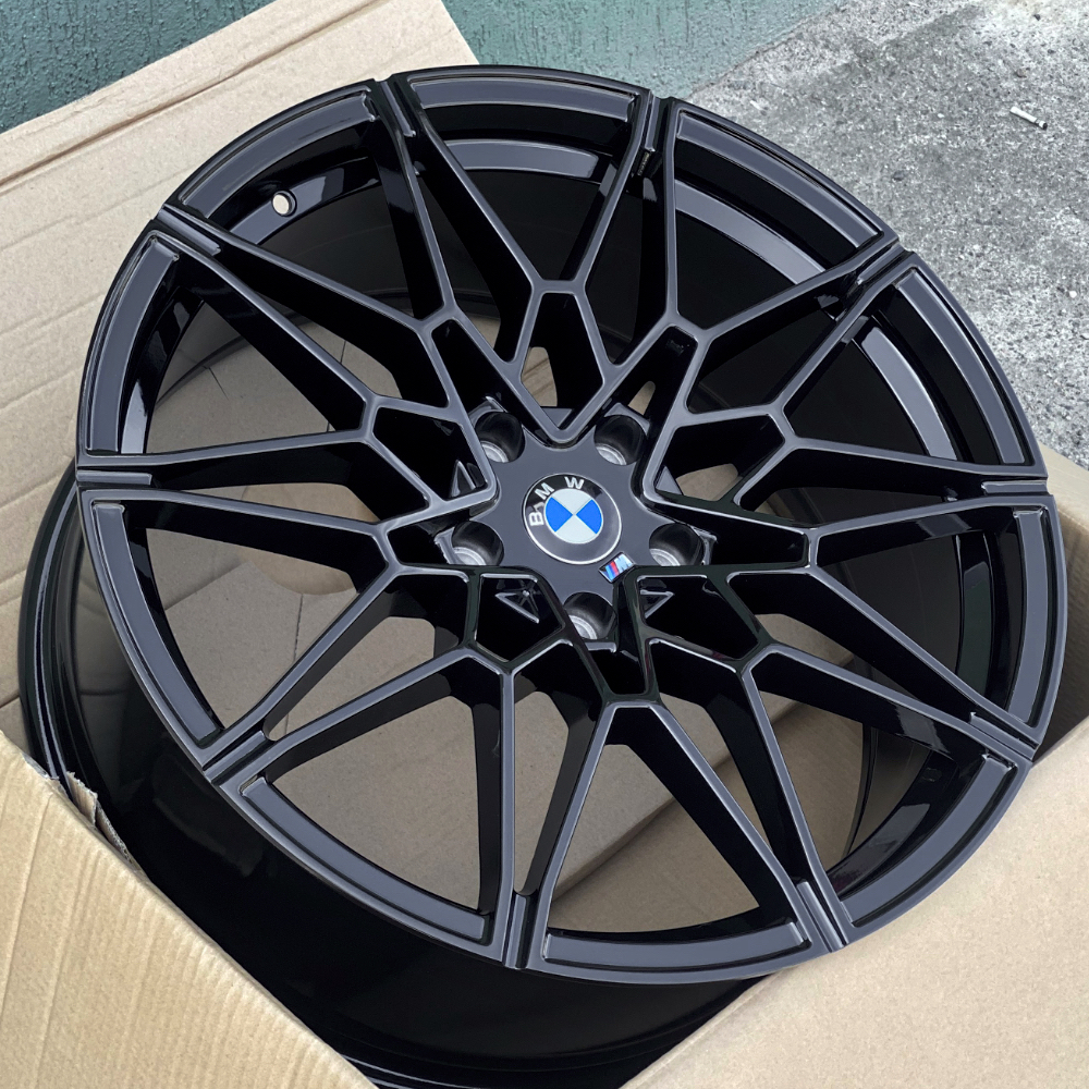 bmw-826-m-black-2