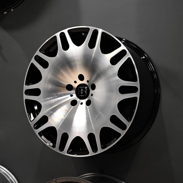 <b>Кованые Mercedes Brabus Monobloch M</b></br>R21 | 5-112 | 10j/11.5j | ET45/ET47 — изображение 4