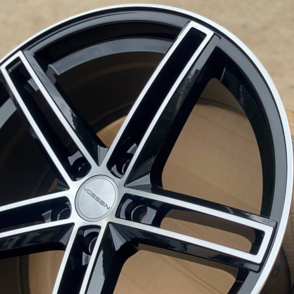 <b>Vossen CV5</b></br>R17 | 5-105 | 7.5j | ET35 — изображение 5