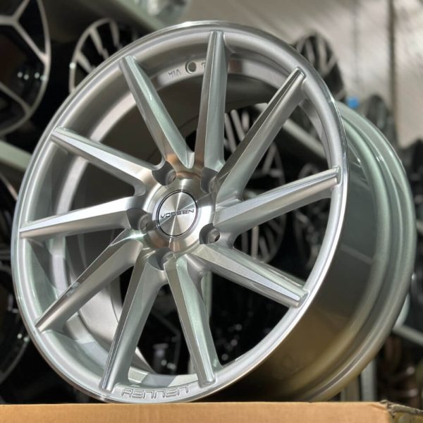 <b>Vossen CVT</b></br>R17 | 5-114.3 | 7.5j | ET38 — изображение 4