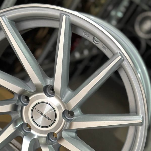 <b>Vossen CVT</b></br>R17 | 5-114.3 | 7.5j | ET38 — изображение 5