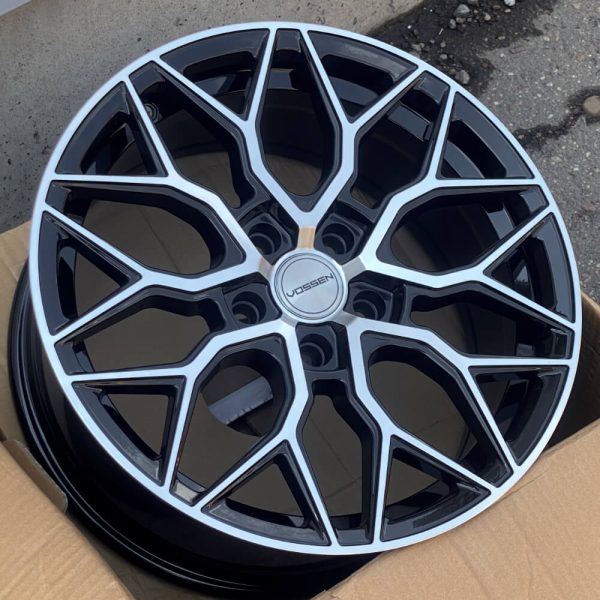 <b>Vossen HF-2</b></br>R18 | 5-114.3 | 8j | ET35 — изображение 2