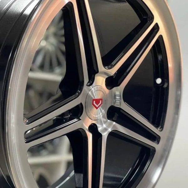 <b>Vossen LC-102</b></br>R18 | 5-114.3 | 8j | ET35 — изображение 5