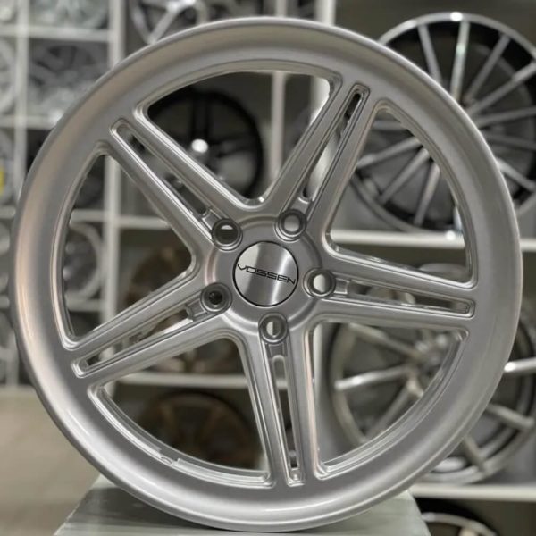 <b>Vossen LC-102</b></br>R18 | 5-114.3 | 8j | ET38 — изображение 3