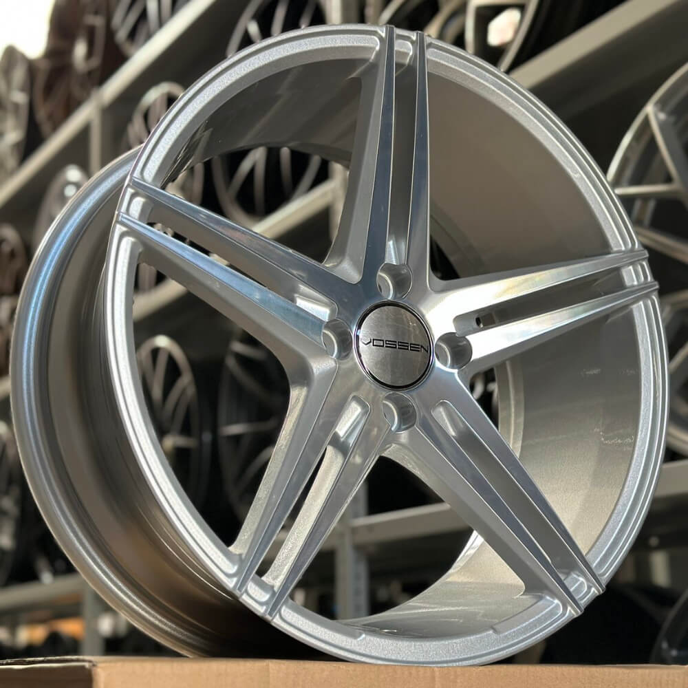 vossen-vps-302-r17-4-silver-and-polish-2