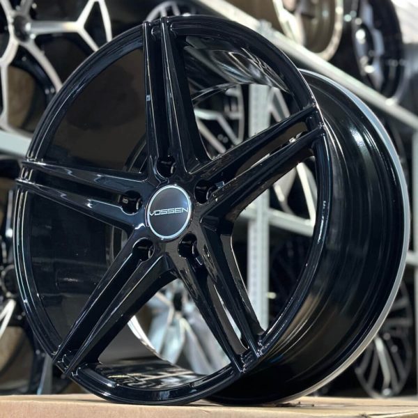 <b>Vossen VPS-302</b></br>R17 | 5-114.3 | 7.5j | ET35 — изображение 4