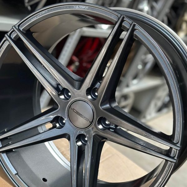 <b>Vossen VPS-302</b></br>R17 | 5-114.3 | 7.5j | ET38 — изображение 5