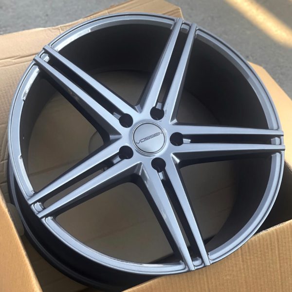 <b>Vossen VPS-302</b></br>R20 | 5-114.3 | 8.5j | ET35 — изображение 2
