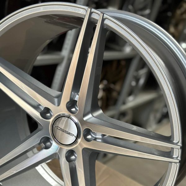 <b>Vossen VPS-302</b></br>R20 | 5-114.3 | 8.5j | ET35 — изображение 5