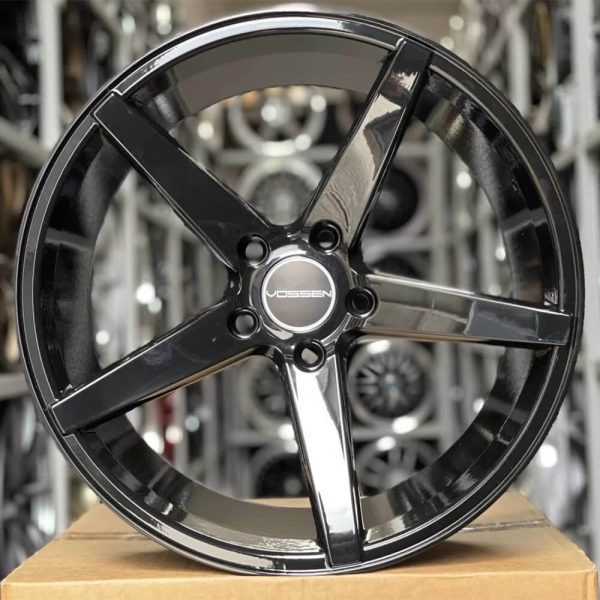 <b>Vossen VPS-303</b></br>R17 | 5-105 | 7.5j | ET33 — изображение 3