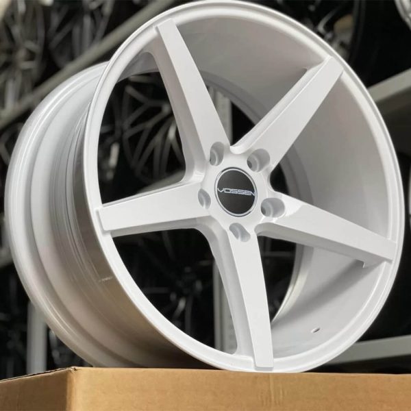 <b>Vossen VPS-303</b></br>R18 | 5-114.3 | 8.5j | ET33 — изображение 2