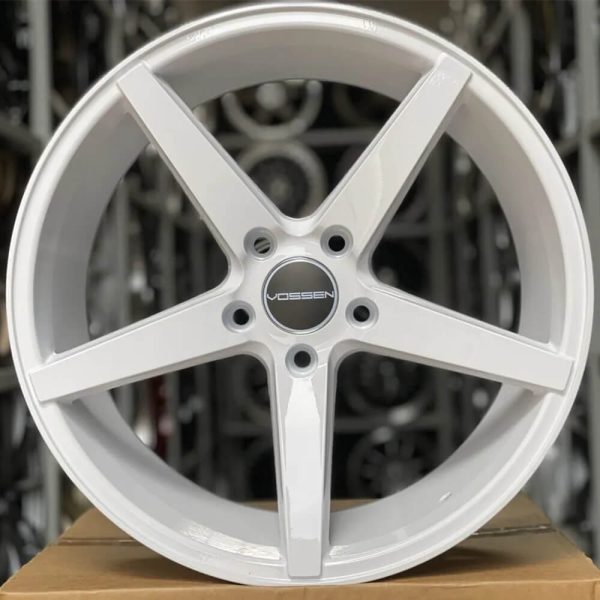 <b>Vossen VPS-303</b></br>R18 | 5-114.3 | 8.5j | ET33 — изображение 3