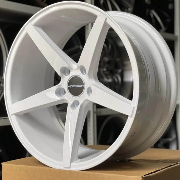 <b>Vossen VPS-303</b></br>R18 | 5-114.3 | 8.5j | ET33 — изображение 4