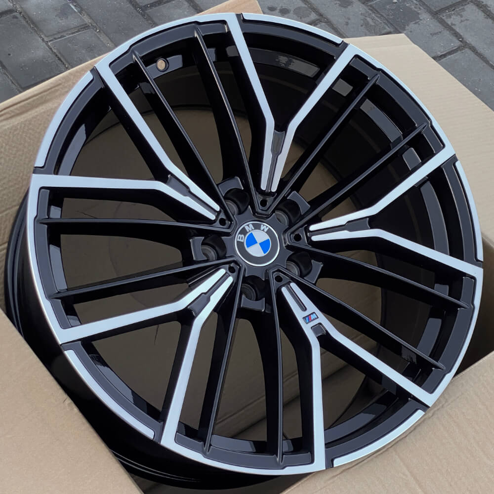 bmw-846-m-black-and-polish-2