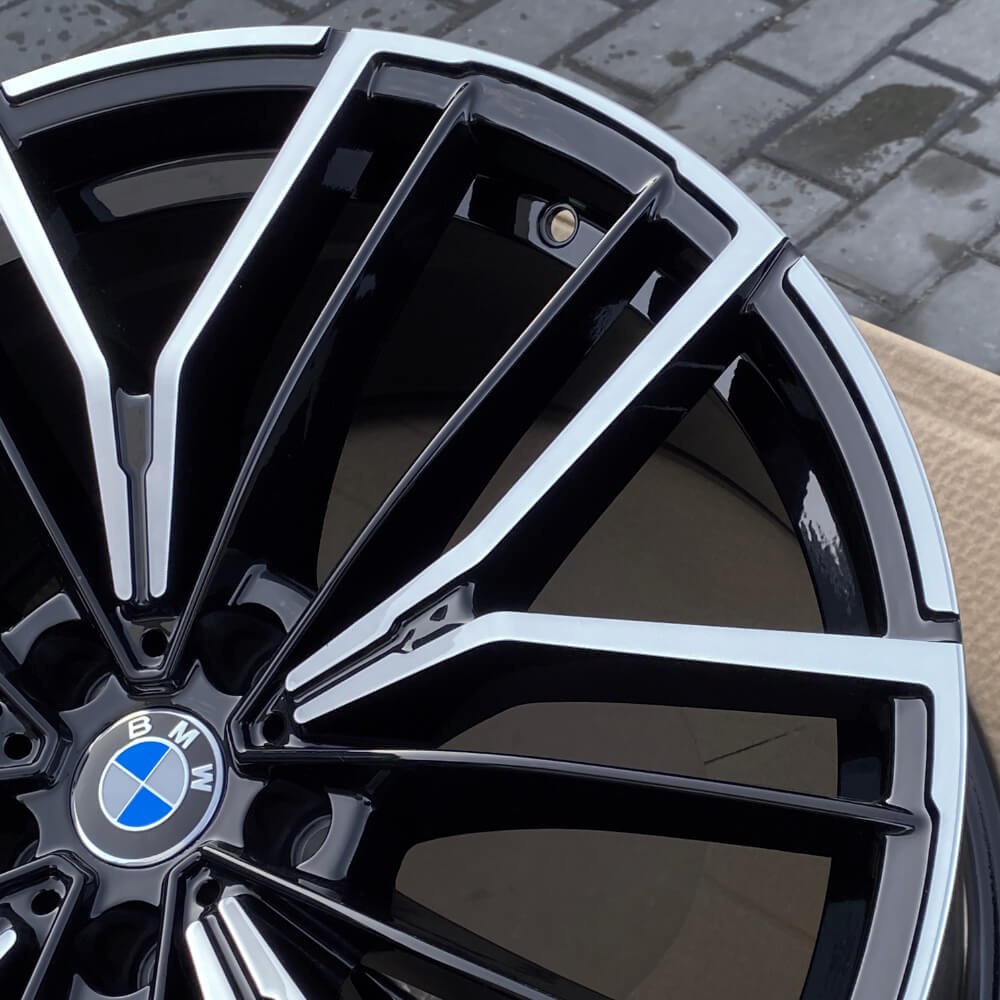 bmw-846-m-black-and-polish-5