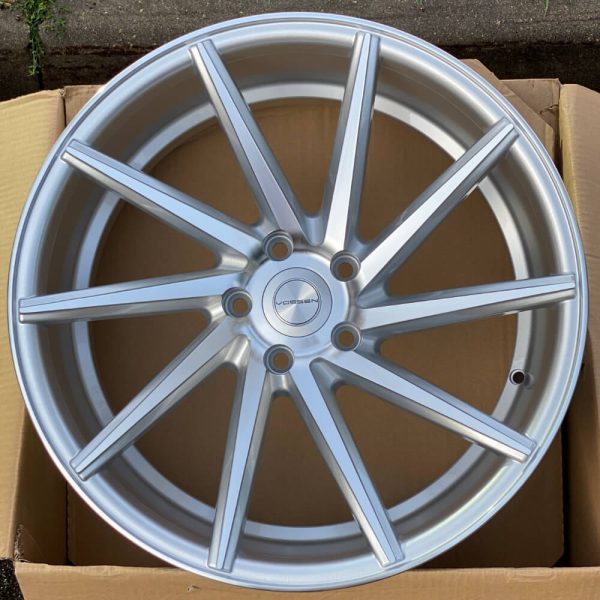 <b>Vossen CVT</b></br>R19 | 5-114.3 | 8.5j | ET35 — изображение 3