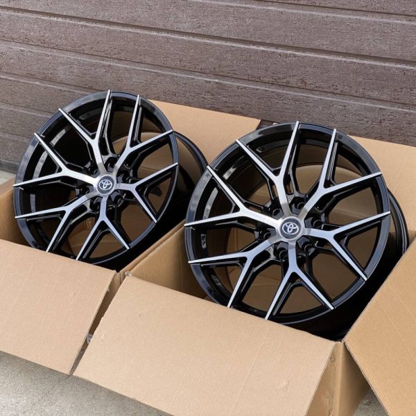<b>Vossen HF6-4</b></br>R18 | 6-139.7 | 9j | ET15 — изображение 4