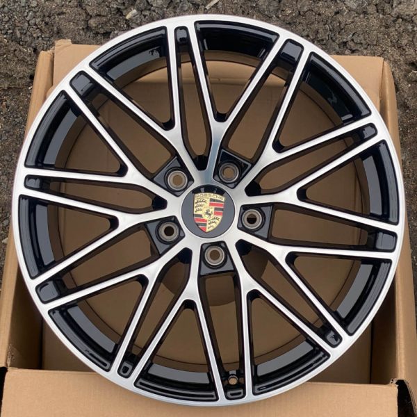 <b>Porsche Macan 3 RS Spyder</b></br>R22 | 5-130 | 10j | ET48 — изображение 3