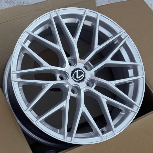 <b>Vorsteiner V-FF 107 MST</b></br>R18 | 5-114.3 | 8j | ET35 — изображение 2