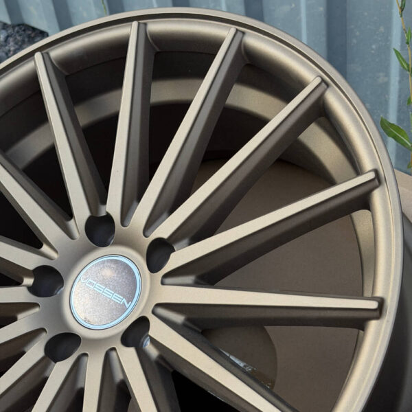 <b>Vossen VFS-2</b></br>R19 | 5-114.3 | 8.5j | ET35 — изображение 5